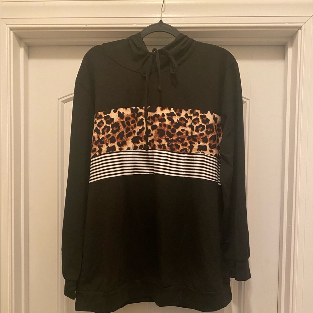 Women’s Sweatshirt Hoodie